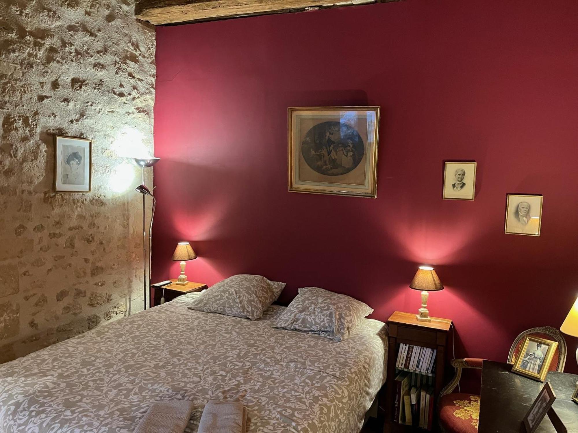 Le Refuge Des Cordeliers Lägenhet Laon Rum bild