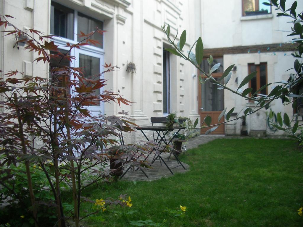 Le Refuge Des Cordeliers Lägenhet Laon Exteriör bild